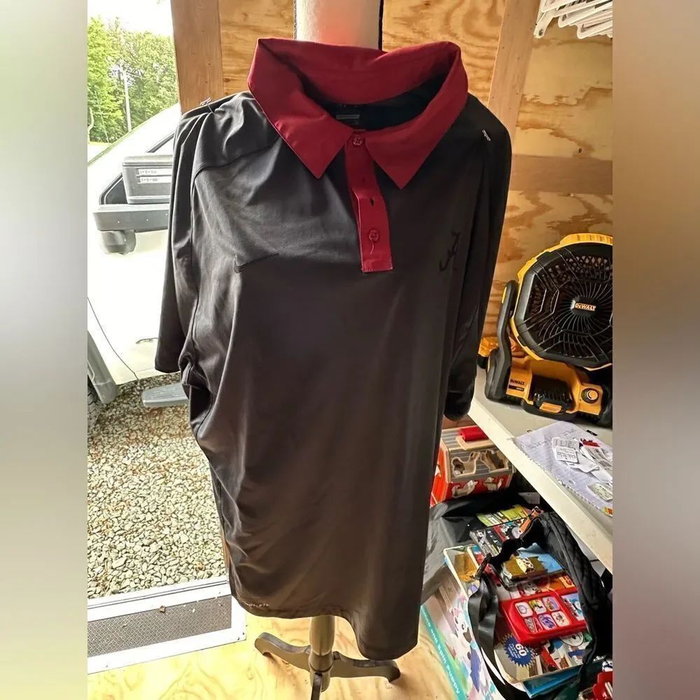 Nike Black and Red Alabama Men's Shirt